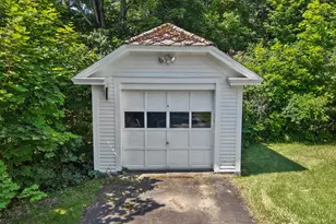 1106 Chase Rd, Veazie, ME 04401 - Photo 16