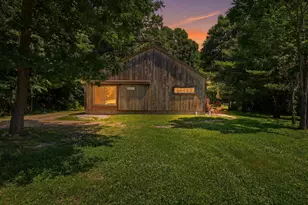 116 Rogers Rd, Kittery, ME 03904 - Photo 4
