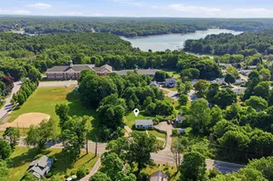 116 Rogers Rd, Kittery, ME 03904 - Photo 2