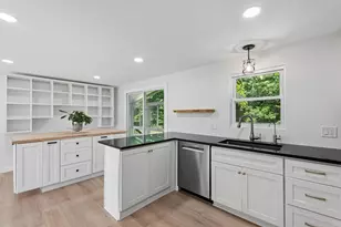 35 Timothy Ln, Yarmouth, ME 04096 - Photo 8