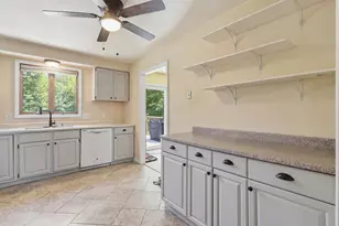 23 Hunter Ln, Topsham, ME 04086 - Photo 8