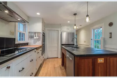 10 Old Sanford Road, Berwick, ME 03901 - Photo 4
