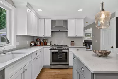 6 Surrey Lane, Cumberland, ME 04110 - Photo 14