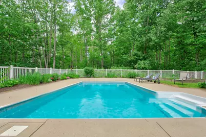 6 Surrey Lane, Cumberland, ME 04110 - Photo 4