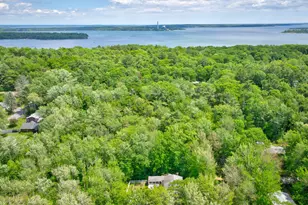 6 Surrey Ln, Cumberland, ME 04110 - Photo 2