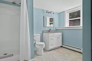 91 Bowdoin St, Yarmouth, ME 04096 - Photo 34