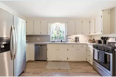250 Pine Hill Road, Berwick, ME 03901 - Photo 12