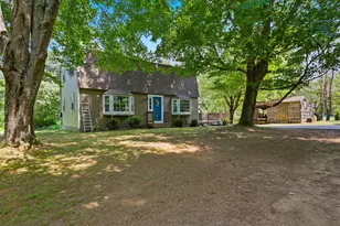 250 Pine Hill Rd, Berwick, ME 03901 - Photo 2
