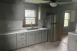43 Spring St, Caribou, ME 04736 - Photo 8