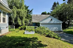 113 Greenwood Ave, Farmington, ME 04938 - Photo 8