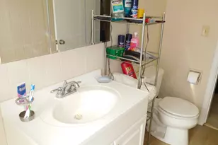 9 Spofford St, Lewiston, ME 04240 - Photo 12