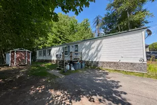 123 Cedar St, Millinocket, ME 04462 - Photo 2