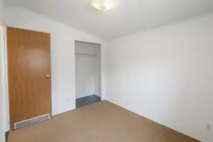 123 Cedar St, Millinocket, ME 04462 - Photo 12