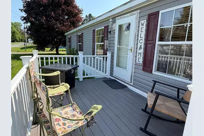 16 Ward Street, Presque Isle, ME 04769 - Photo 8