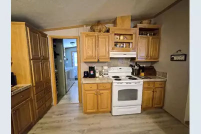 117 Pine Tree Lane, Farmington, ME 04938 - Photo 6