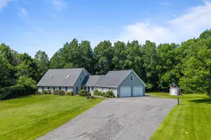 93 Central St, Hallowell, ME 04347 - Photo 2