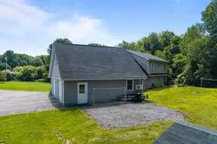 93 Central St, Hallowell, ME 04347 - Photo 4