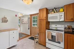 691 Eastern Ave, Augusta, ME 04330 - Photo 16