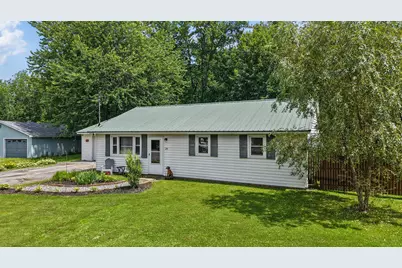 24 Birch Street, Newport, ME 04953 - Photo 4