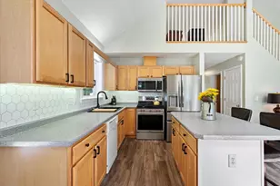 112 Dead Stream Rd, Lincoln, ME 04457 - Photo 14