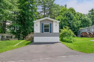 34 Falcon Cir, Augusta, ME 04330 - Photo 2
