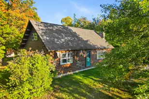 723 Middle Rd, Bradford, ME 04410 - Photo 1