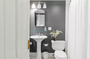 27 Pine St, Portland, ME 04102 - Photo 12
