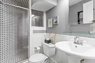 27 Pine St, Portland, ME 04102 - Photo 6