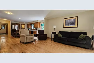 18 Dollis Avenue, Vassalboro, ME 04989 - Photo 10