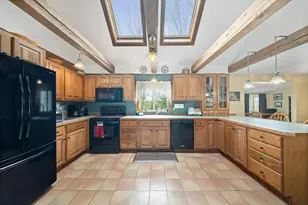 7 Ruth Ave, Hampden, ME 04444 - Photo 12