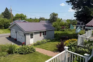 9 Spring St, Caribou, ME 04736 - Photo 4