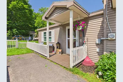 28 Silver Street, Mars Hill, ME 04758 - Photo 4