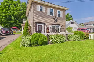 28 Silver St, Mars Hill, ME 04758 - Photo 1
