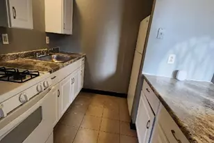 19 Wood St, Lewiston, ME 04240 - Photo 12