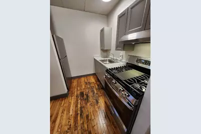 19 Wood Street, Lewiston, ME 04240 - Photo 10