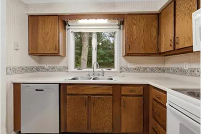 6 Colonial Way #6, Auburn, ME 04210 - Photo 18