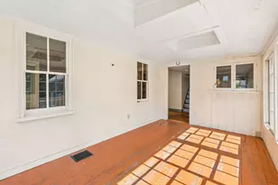 13 Green St, Topsham, ME 04086 - Photo 18