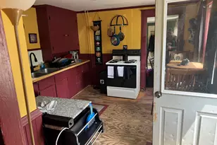 63 Washington St, Augusta, ME 04330 - Photo 4