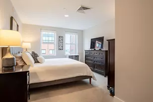 25 High St, Portland, ME 04101 - Photo 14