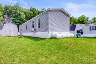 37 Village Dr, Lewiston, ME 04240 - Photo 28