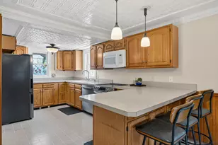 20 Tibbetts St, South Berwick, ME 03908 - Photo 10