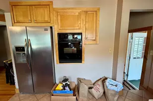 14 Howard St, Mexico, ME 04257 - Photo 8