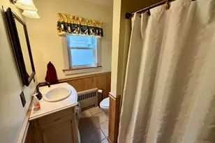14 Howard St, Mexico, ME 04257 - Photo 12