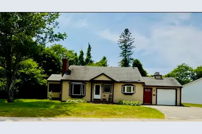 14 Howard Street, Mexico, ME 04257 - Photo 1