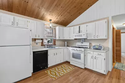 16 Highland Avenue, York, ME 03909 - Photo 8