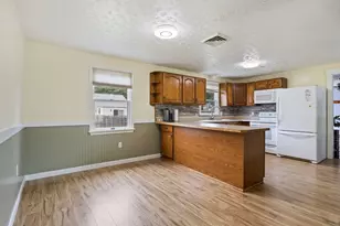 11 Miller St, Sanford, ME 04073 - Photo 16
