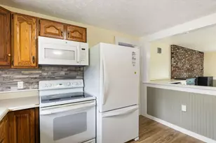 11 Miller St, Sanford, ME 04073 - Photo 14