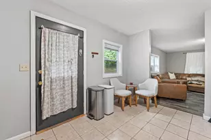 22 Spring St, Gardiner, ME 04345 - Photo 12