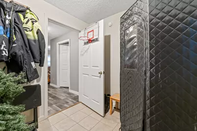 22 Spring Street, Gardiner, ME 04345 - Photo 22