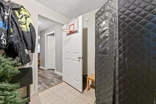 22 Spring St, Gardiner, ME 04345 - Photo 22